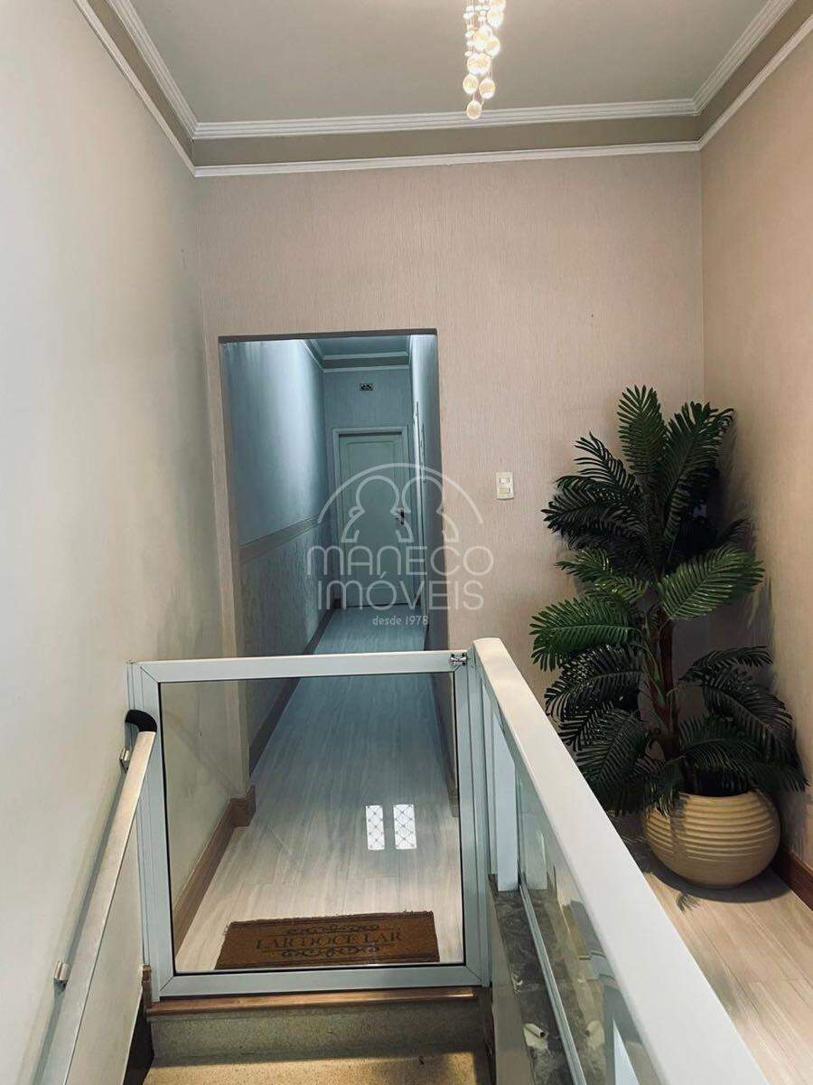 Casa à venda no Encruzilhada: 