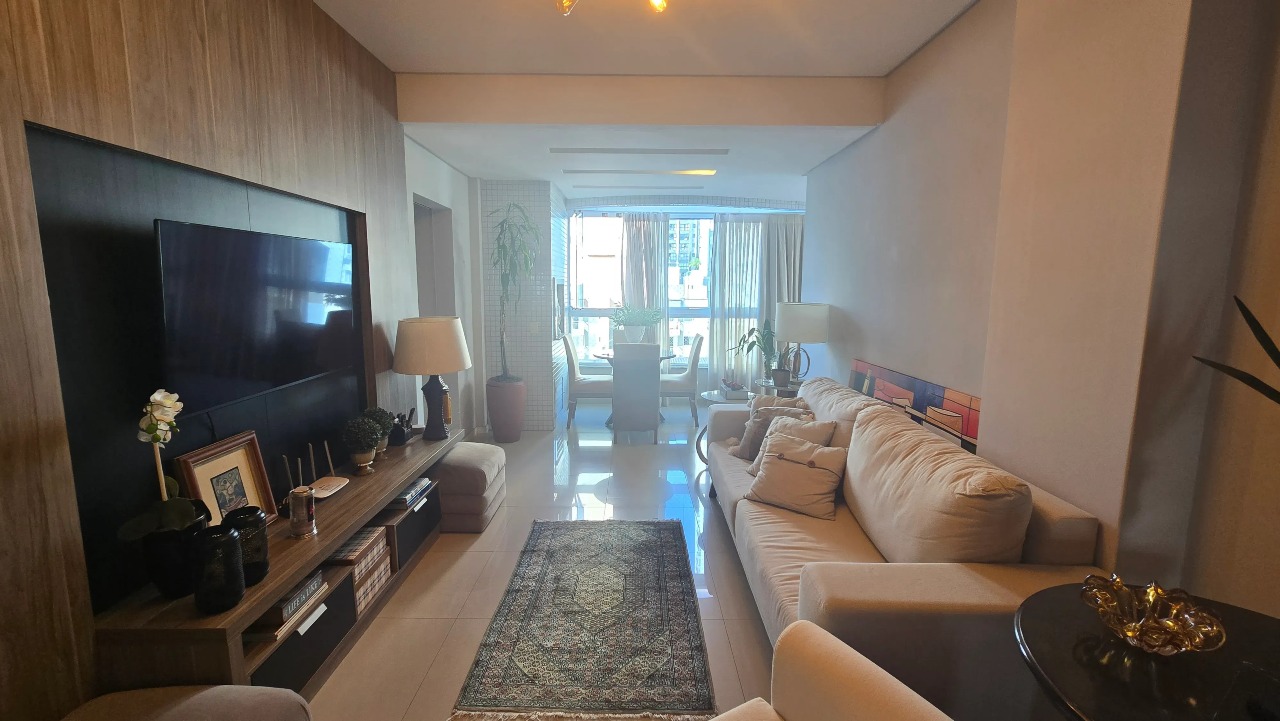 Apartamento 2 Quartos Mobiliado no Centro de Balneário Camboriú - Foto 9 de 15