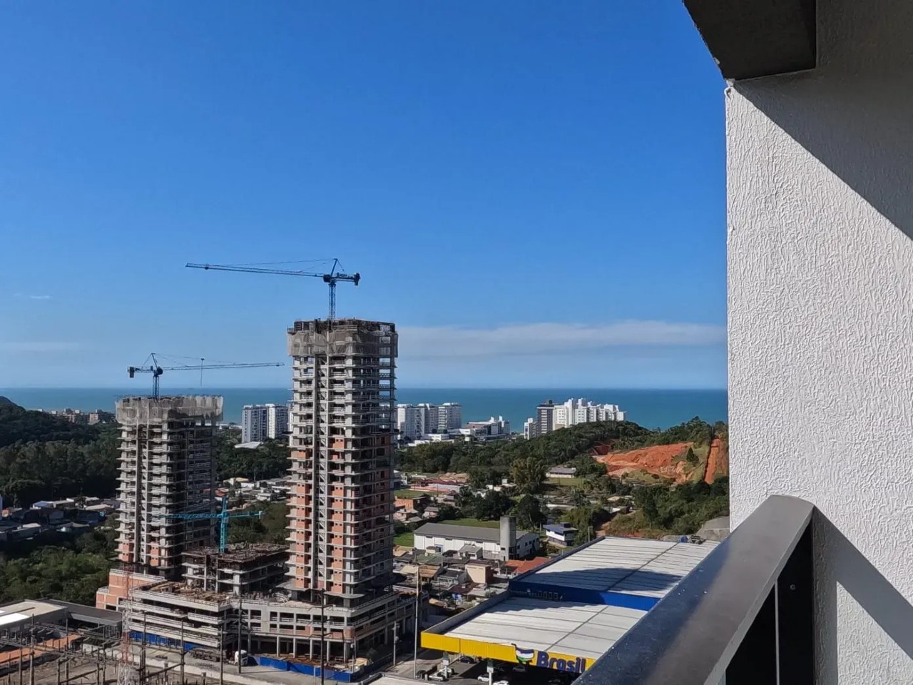Apartamento 2 Quartos com Suíte, Vista Mar – Praia Brava, Itajaí (70m², 2 Vagas) - Foto 3 de 14
