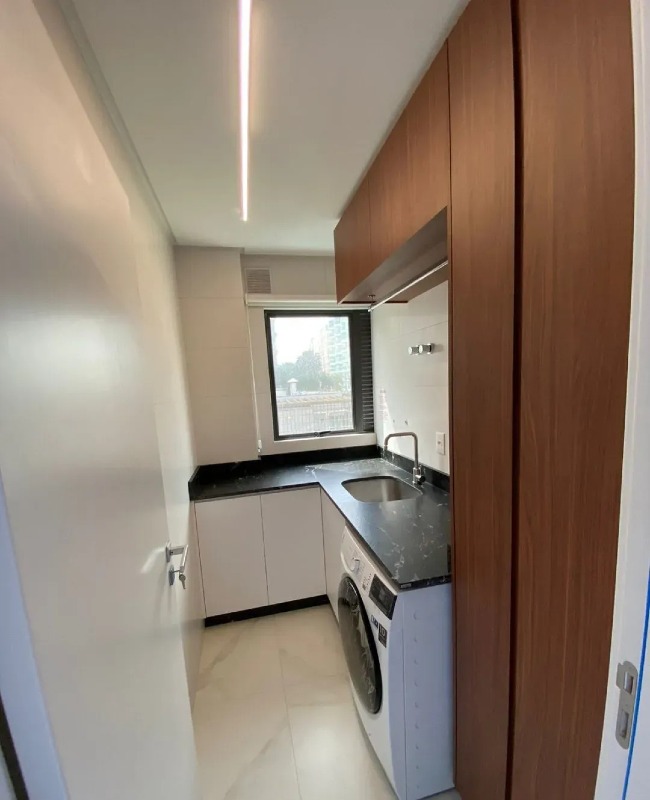 Apartamento 3 suítes com vista ao mar na Praia Brava, Itajaí – 2 vagas, mobiliado - Foto 15 de 15