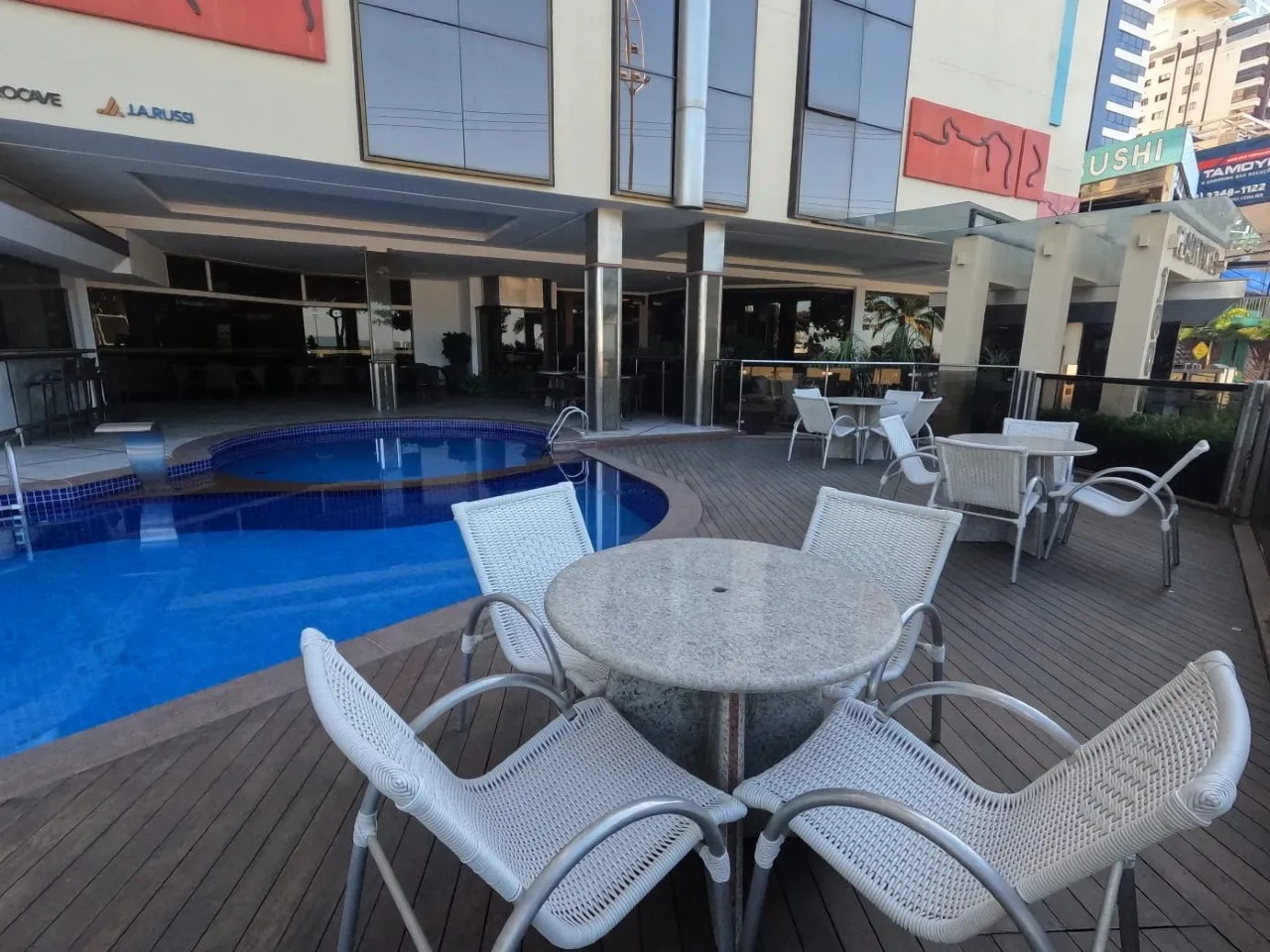 Apartamento 211 m² no Centro de Balneário Camboriú | 3 suítes, 3 vagas - Foto 18 de 20