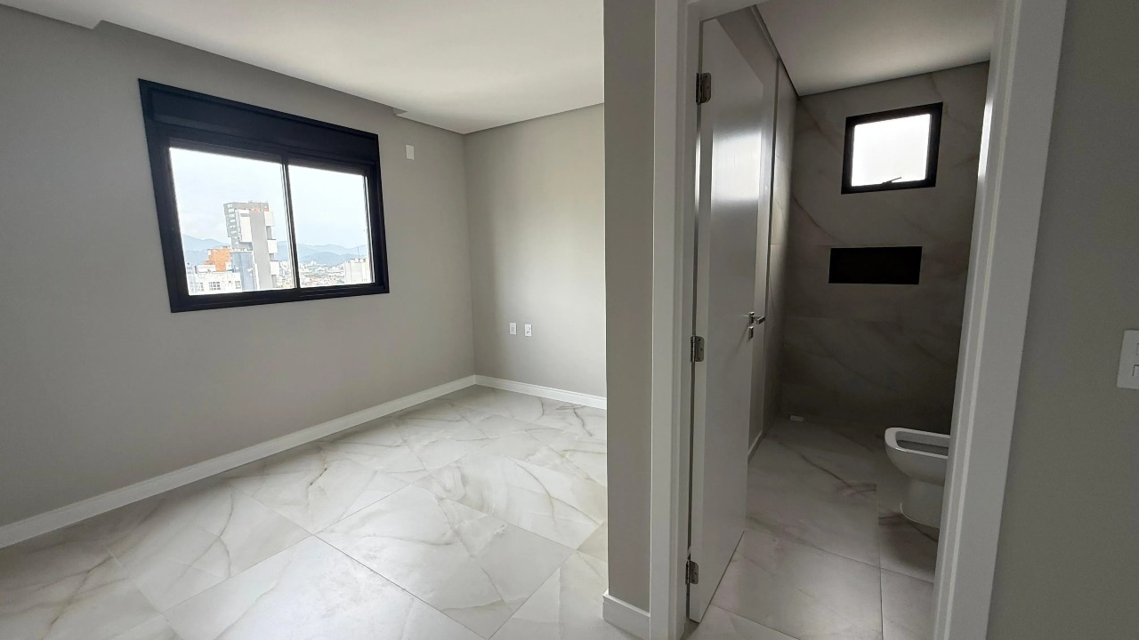 Apartamento 3 suítes com 122 m² em Balneário Camboriú (Centro) - Foto 5 de 29