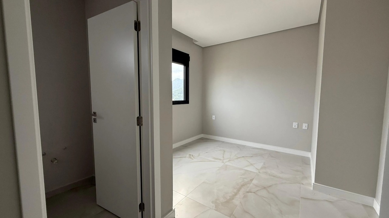 Apartamento 3 suítes com 122 m² em Balneário Camboriú (Centro) - Foto 8 de 29