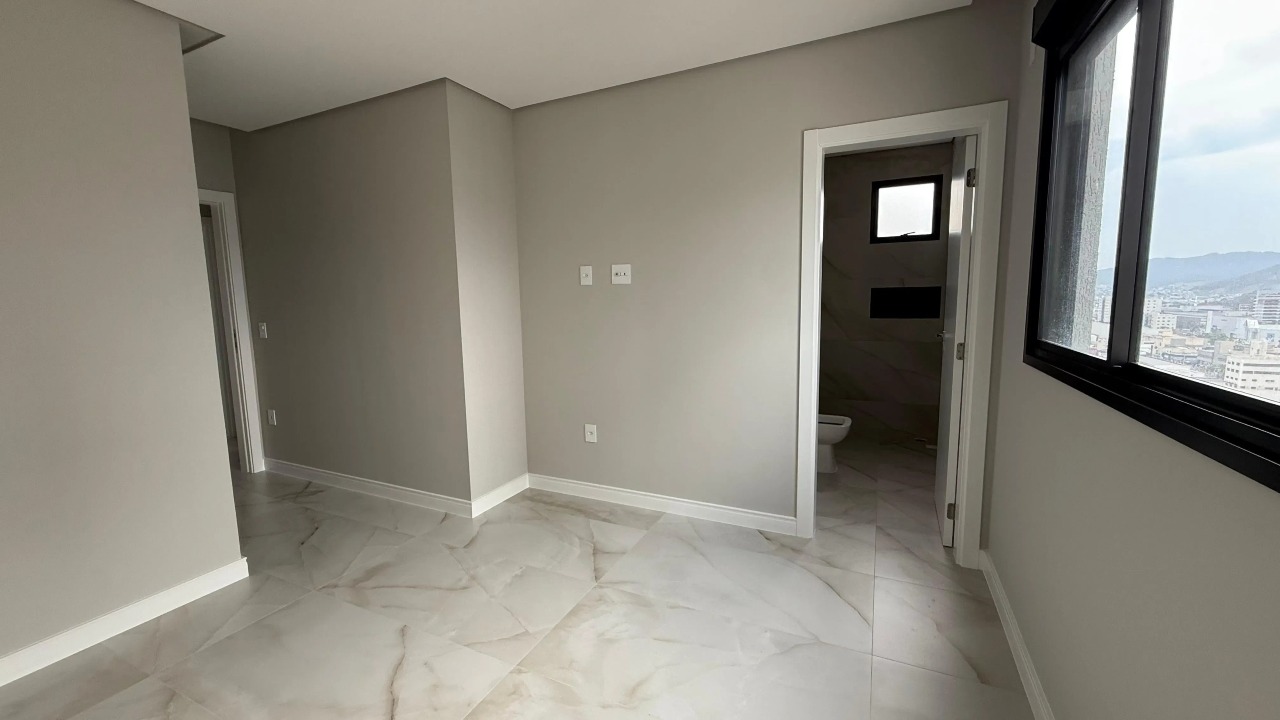 Apartamento 3 suítes com 122 m² em Balneário Camboriú (Centro) - Foto 7 de 29