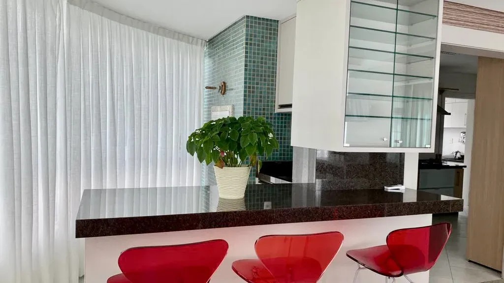 Apartamento 3 suítes mobiliado com 161 m² no Centro, Balneário Camboriú - Foto 19 de 27