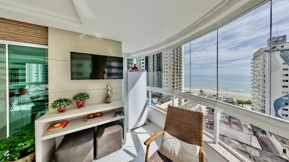 Apartamento 3 suítes mobiliado com 161 m² no Centro, Balneário Camboriú - Foto 2 de 27