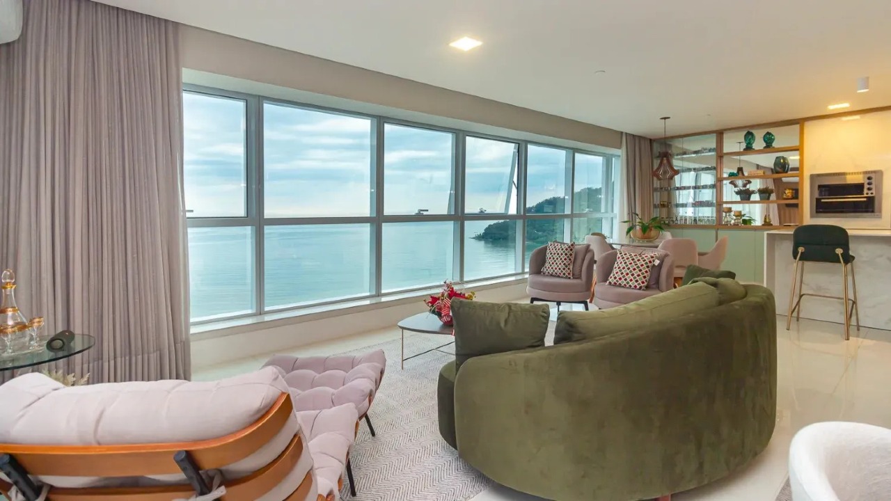 Apartamento residencial de alto padrão com 4 suítes, 5 vagas e 291,29 m² – Balneário Camboriú (Centro) - Foto 17 de 29