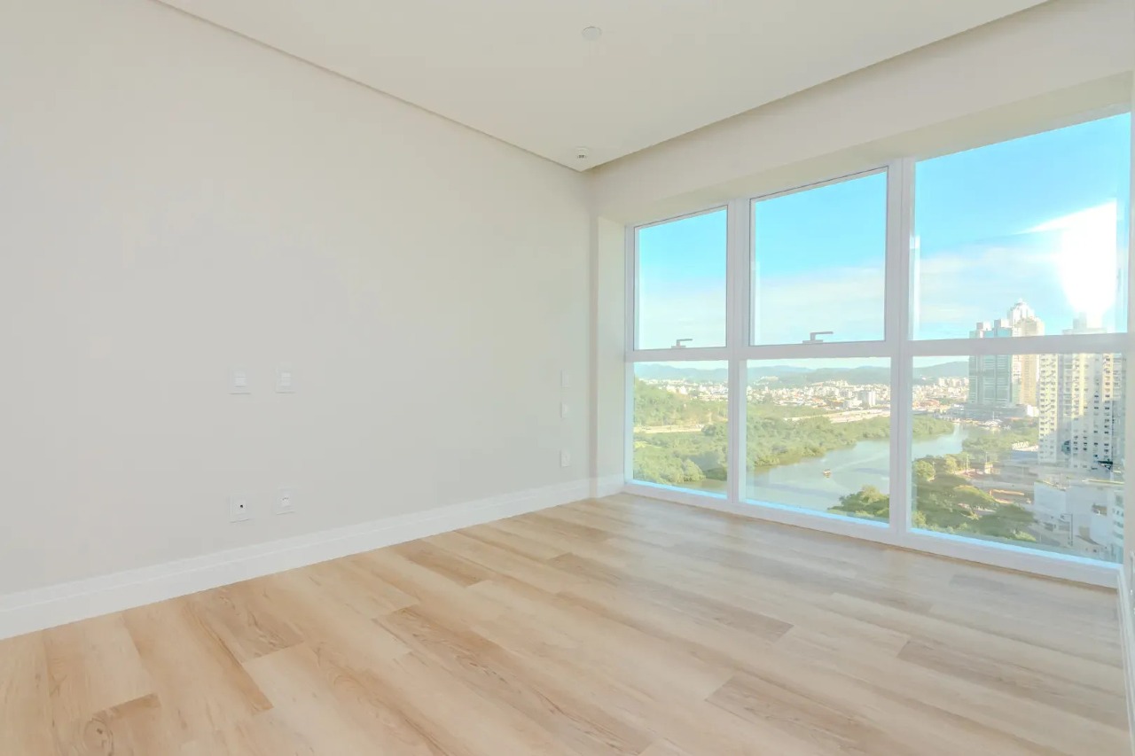 FG - One Tower Av Atlântica, 4 suítes, incluindo 1 master com hidromassagem - Foto 7 de 26