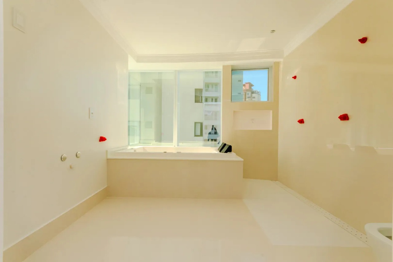 FG - One Tower Av. Atlântica 4 suítes, incluindo 1 master com hidromassagem - Foto 9 de 28