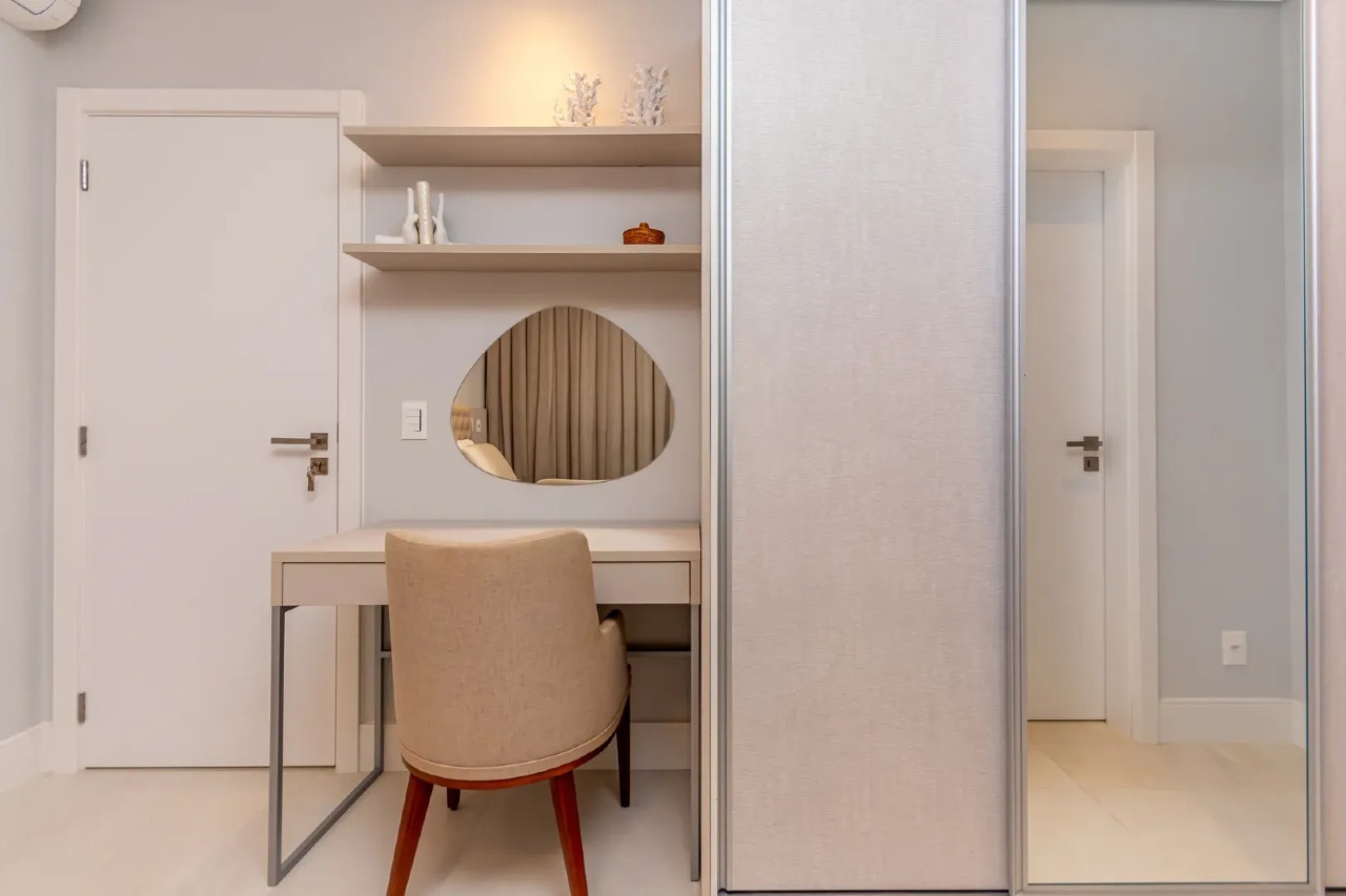 Apartamento 2 suítes à venda no EDF SDOLAR DE CAPRI RESIDENCE Mobiliado no Centro de Balneário Camboriú - Foto 15 de 26