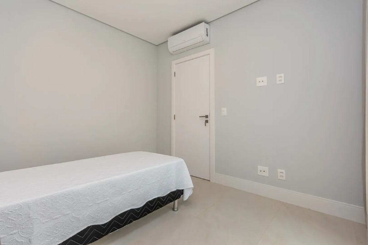 Apartamento 2 suítes à venda no EDF SDOLAR DE CAPRI RESIDENCE Mobiliado no Centro de Balneário Camboriú - Foto 12 de 26