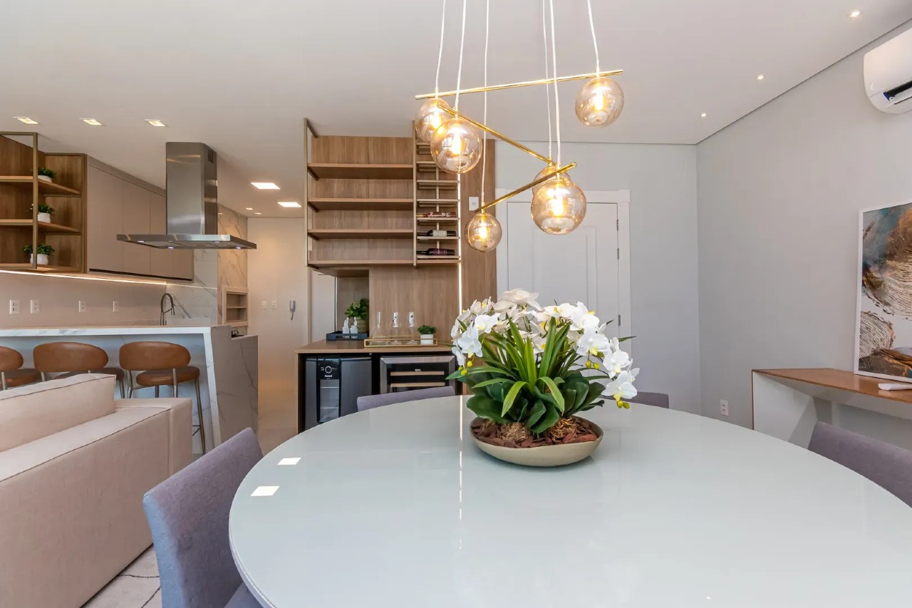 Apartamento 2 suítes à venda no EDF SDOLAR DE CAPRI RESIDENCE Mobiliado no Centro de Balneário Camboriú - Foto 4 de 26