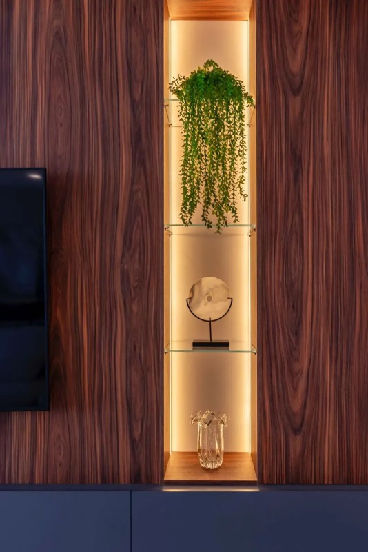 Apartamento Residencial 4 Suítes no Centro de Balneário Camboriú – 261 m², 3 Vagas, Mobiliado - Foto 13 de 23