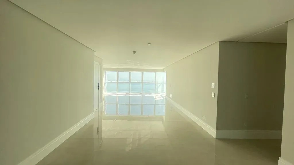 Apartamento 4 suítes com 196 m² no Centro de Balneário Camboriú - Foto 12 de 30