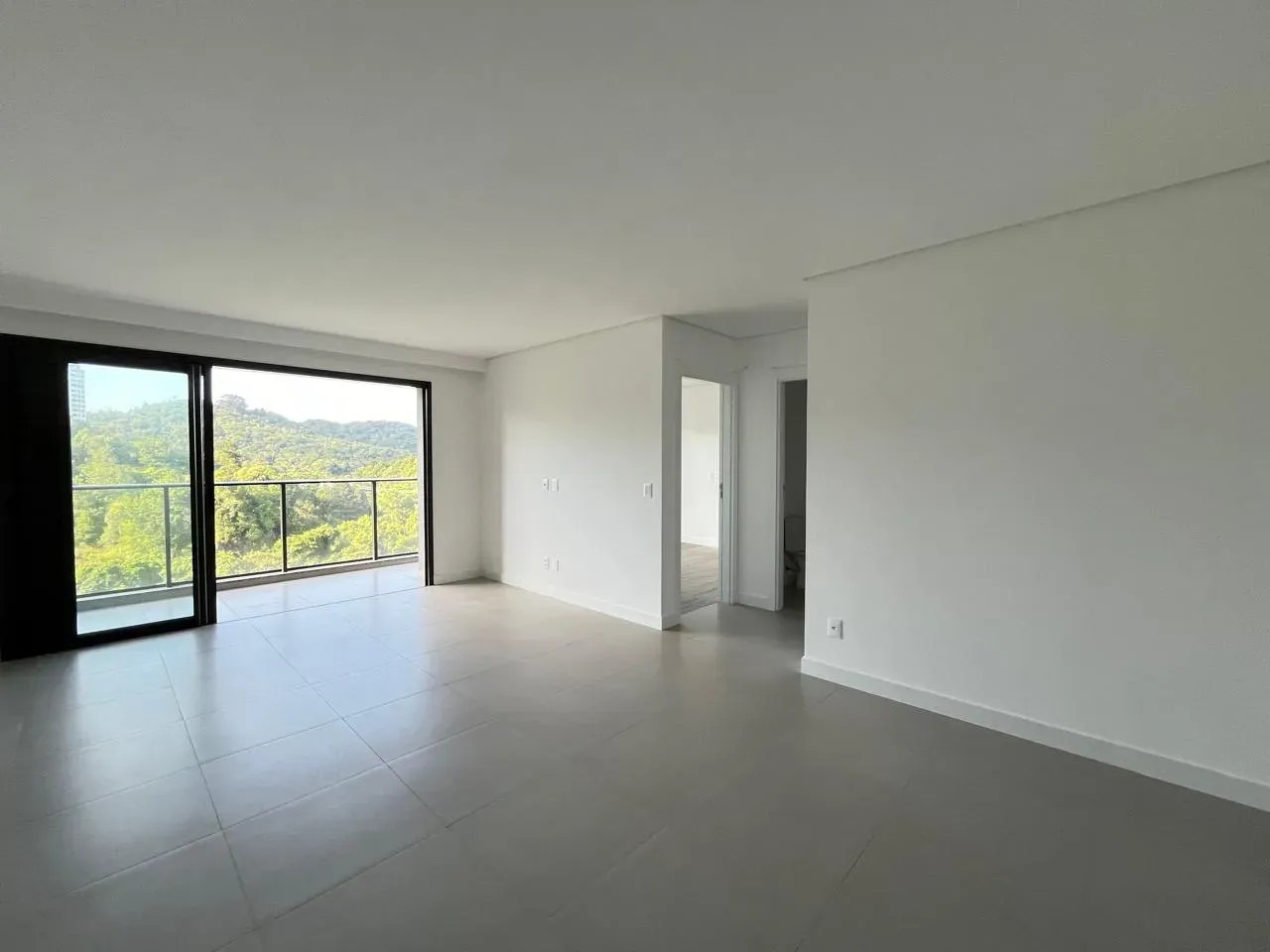 Apartamento 2 Quartos com 2 Suítes e Vista Mar – Itajaí, Praia Brava - Foto 13 de 22