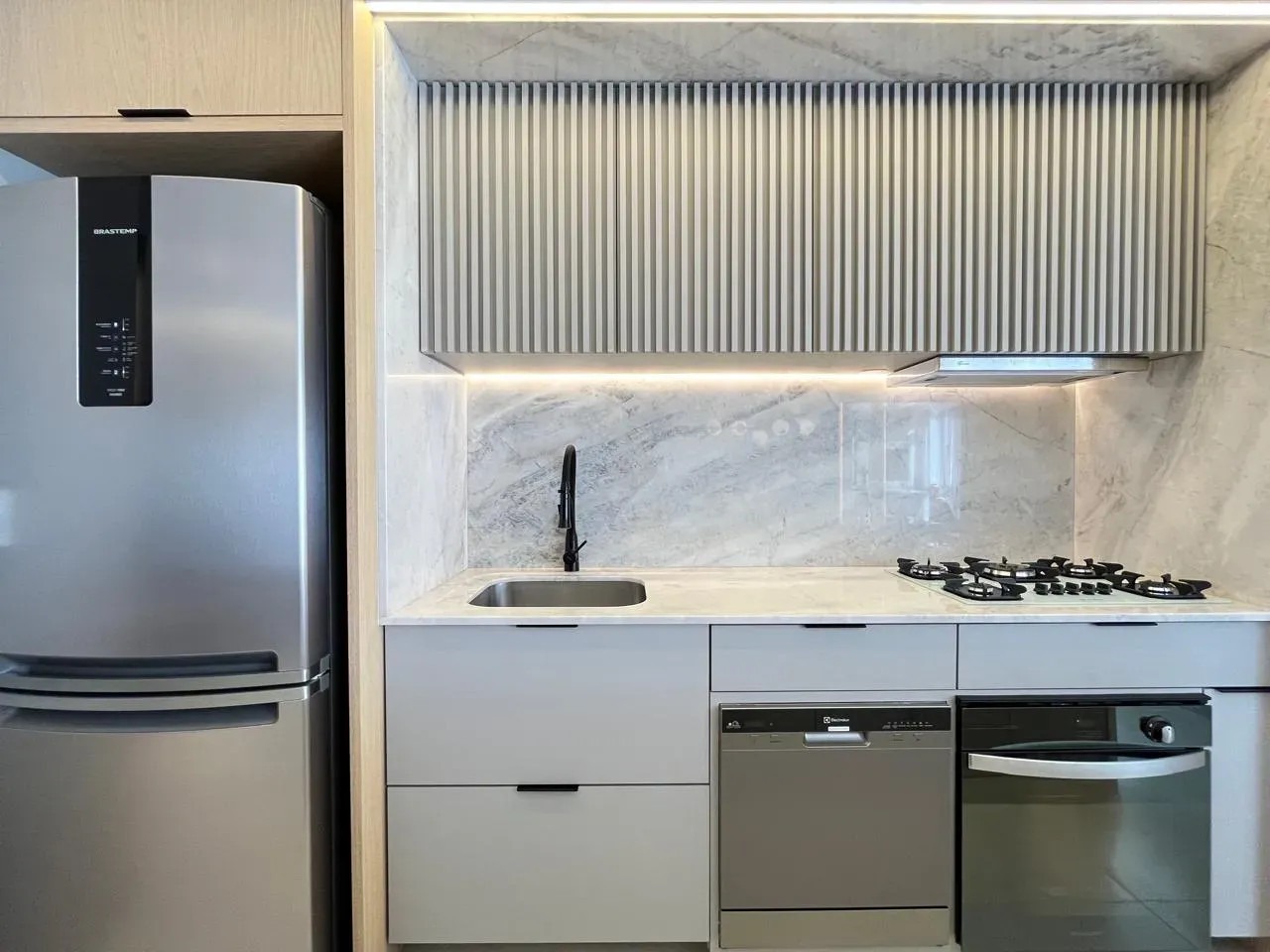 Apartamento 3 Quartos com 2 Vagas na Praia Brava de Itajaí - Foto 8 de 19