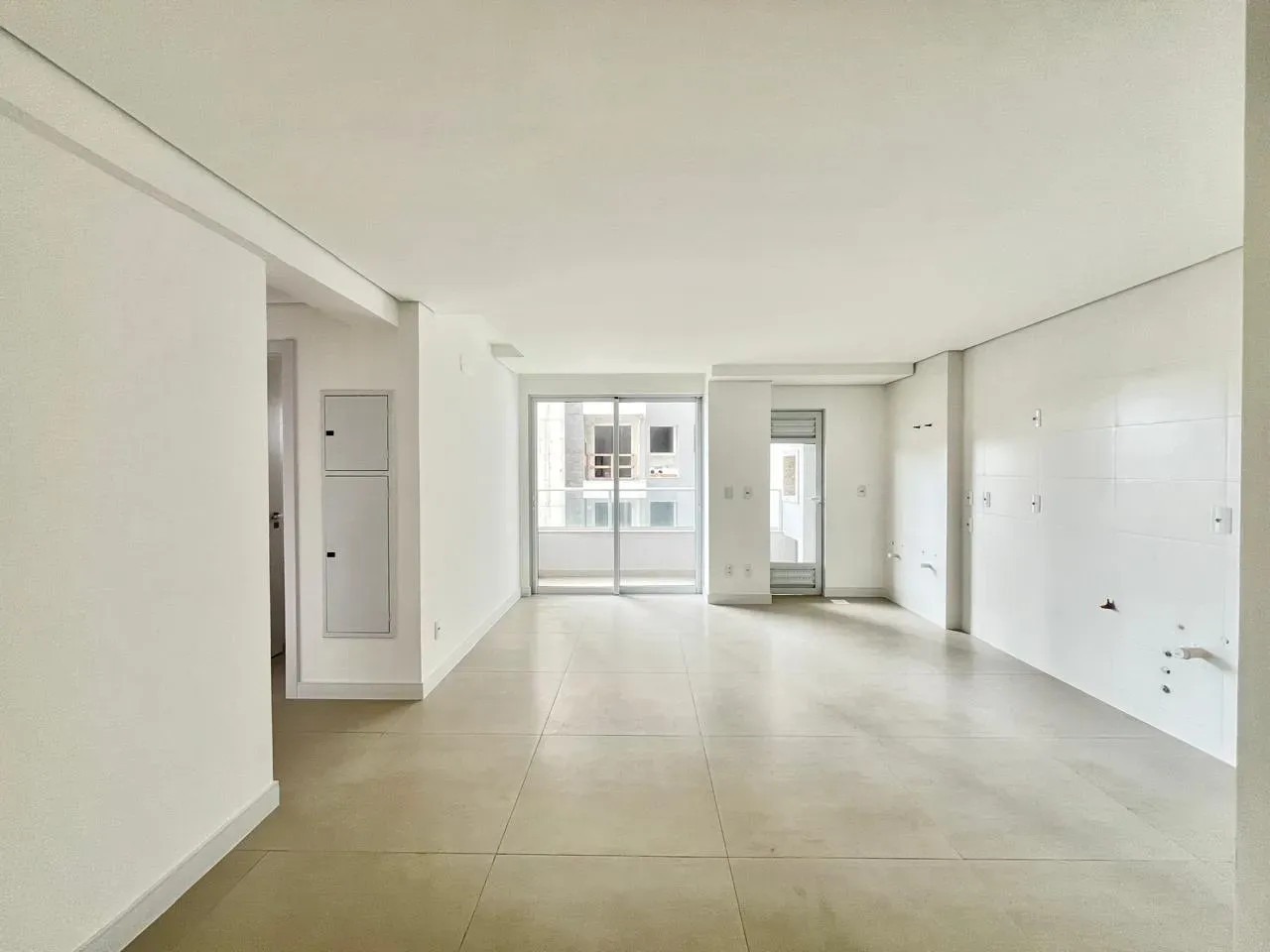 Apartamento 2 Quartos com 1 Suíte em Praia Brava, Itajaí - Foto 4 de 30