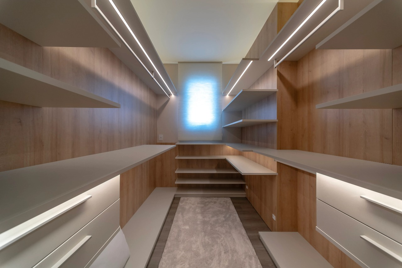 Apartamento residencial com 4 suítes, 4 vagas e vista mar | Balneário Camboriú – Centro - Foto 24 de 30