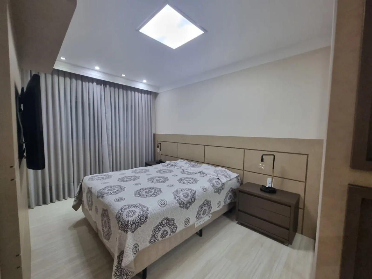 Apartamento 3 suítes no Centro de Balneário Camboriú — 2 vagas, mobiliado, lazer completo - Foto 14 de 30