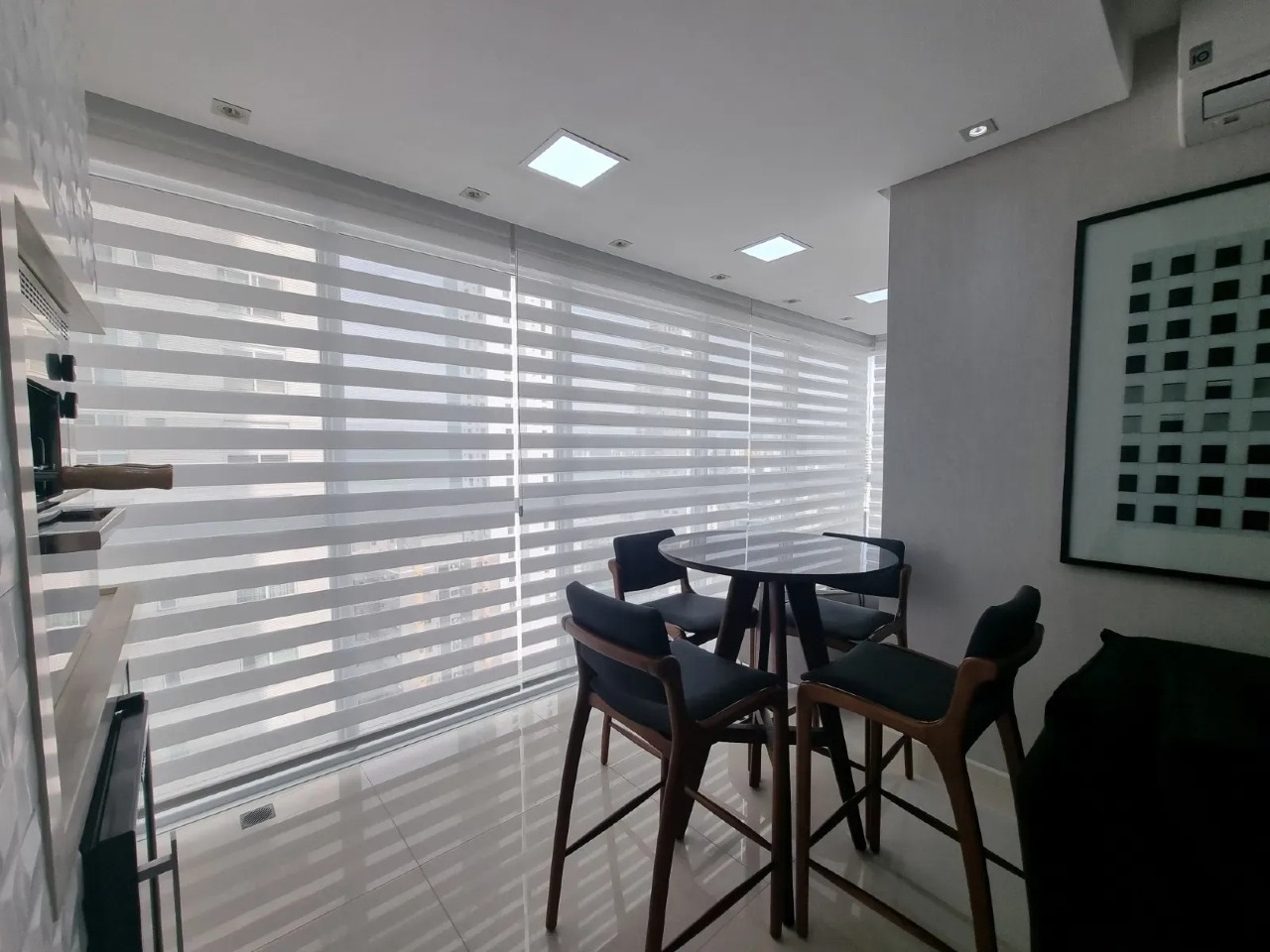 Apartamento 3 suítes no Centro de Balneário Camboriú — 2 vagas, mobiliado, lazer completo - Foto 4 de 30