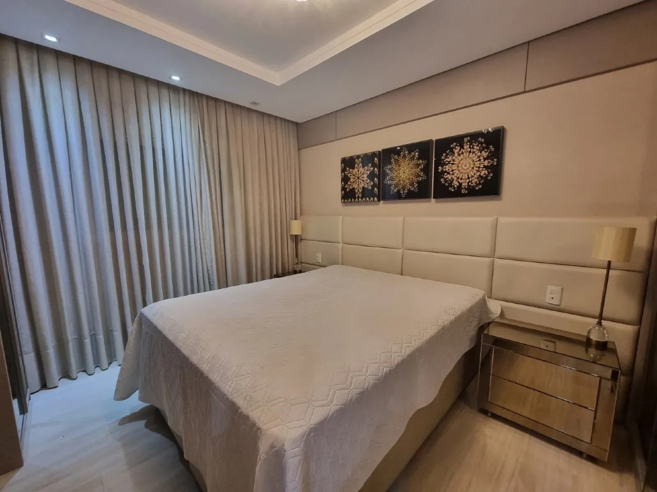 Apartamento 3 suítes no Centro de Balneário Camboriú — 2 vagas, mobiliado, lazer completo - Foto 21 de 30