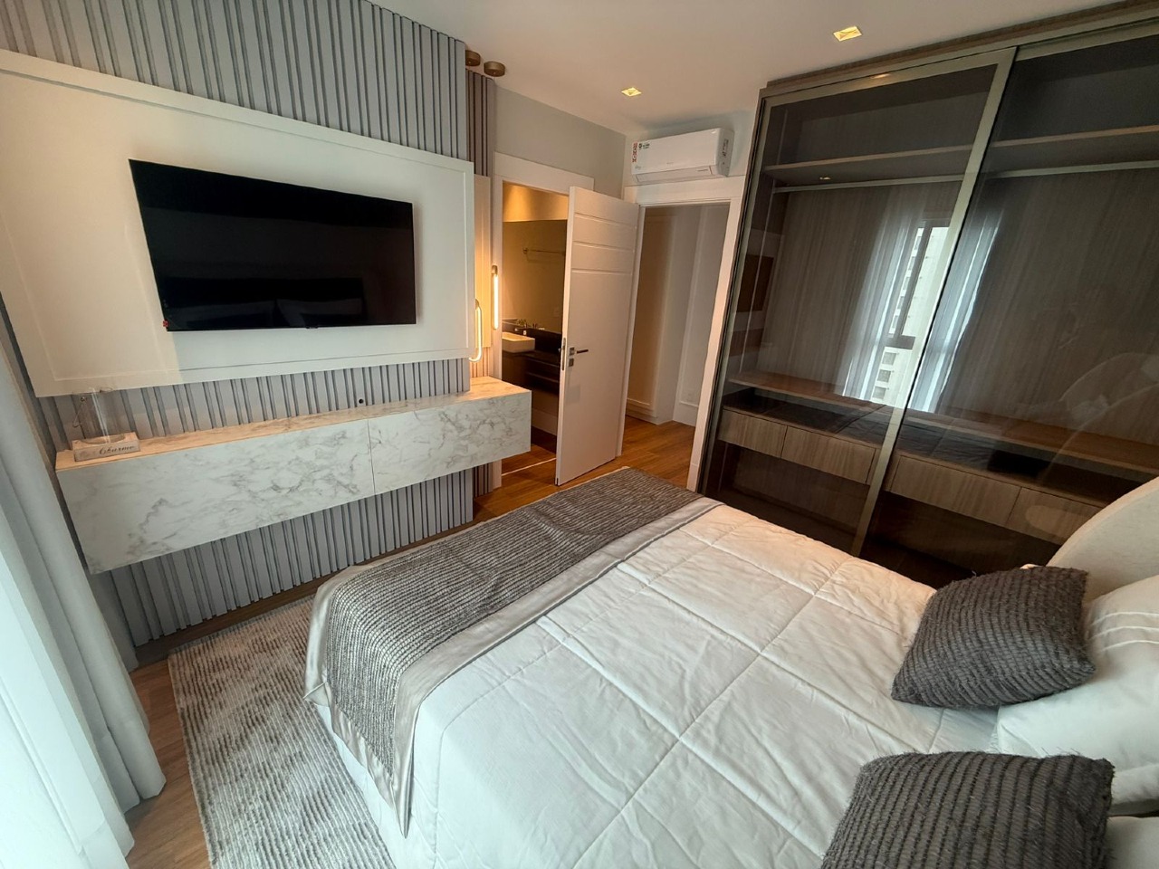 Apartamento 3 suítes, 3 vagas, mobiliado, Pioneiros, Balneário Camboriú - Foto 21 de 28