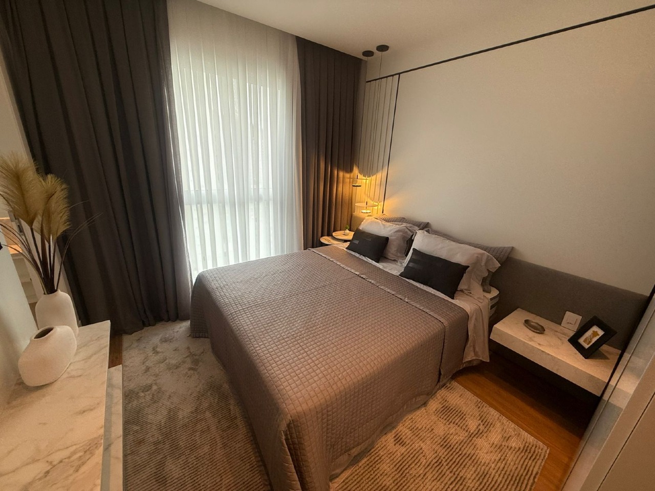 Apartamento 3 suítes, 3 vagas, mobiliado, Pioneiros, Balneário Camboriú - Foto 13 de 28