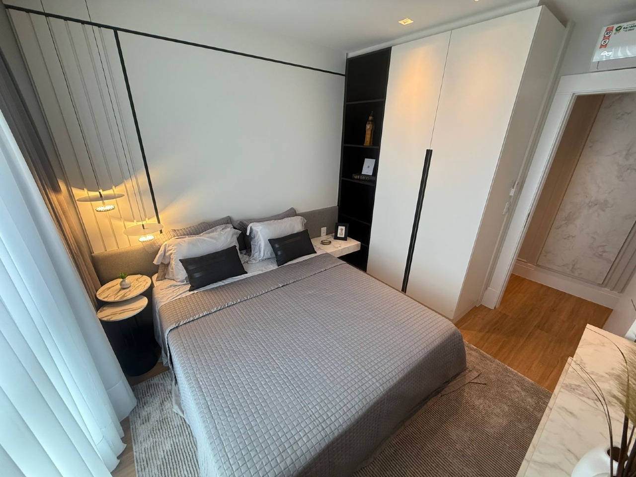 Apartamento 3 suítes, 3 vagas, mobiliado, Pioneiros, Balneário Camboriú - Foto 15 de 28