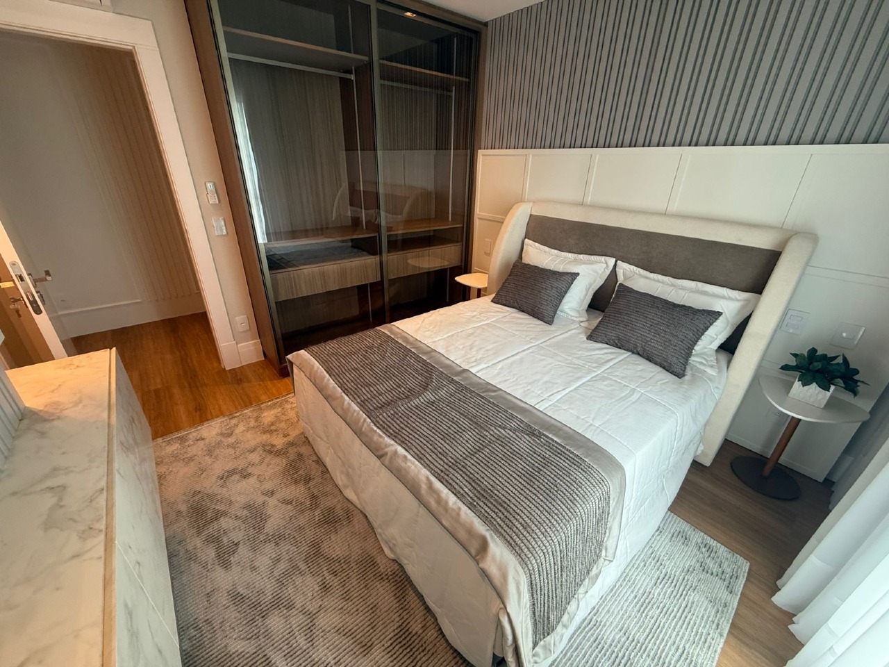 Apartamento 3 suítes, 3 vagas, mobiliado, Pioneiros, Balneário Camboriú - Foto 20 de 28