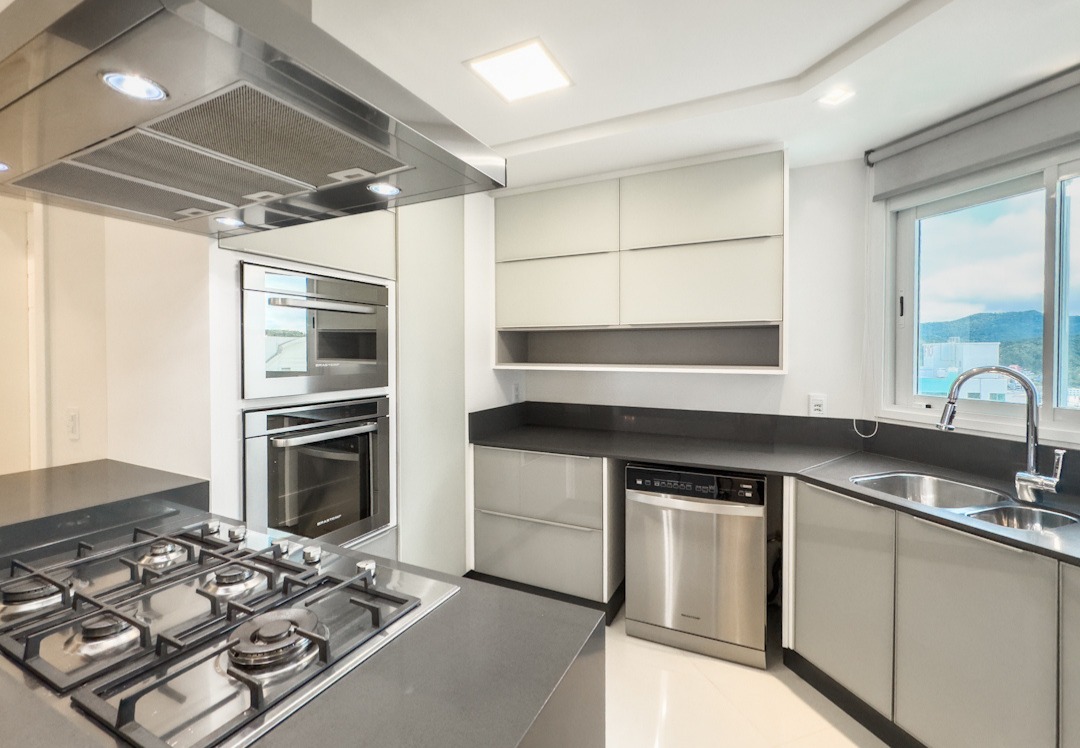 Apartamento 3 suítes com 3 vagas em Balneário Camboriú — Pioneiros - Foto 5 de 30