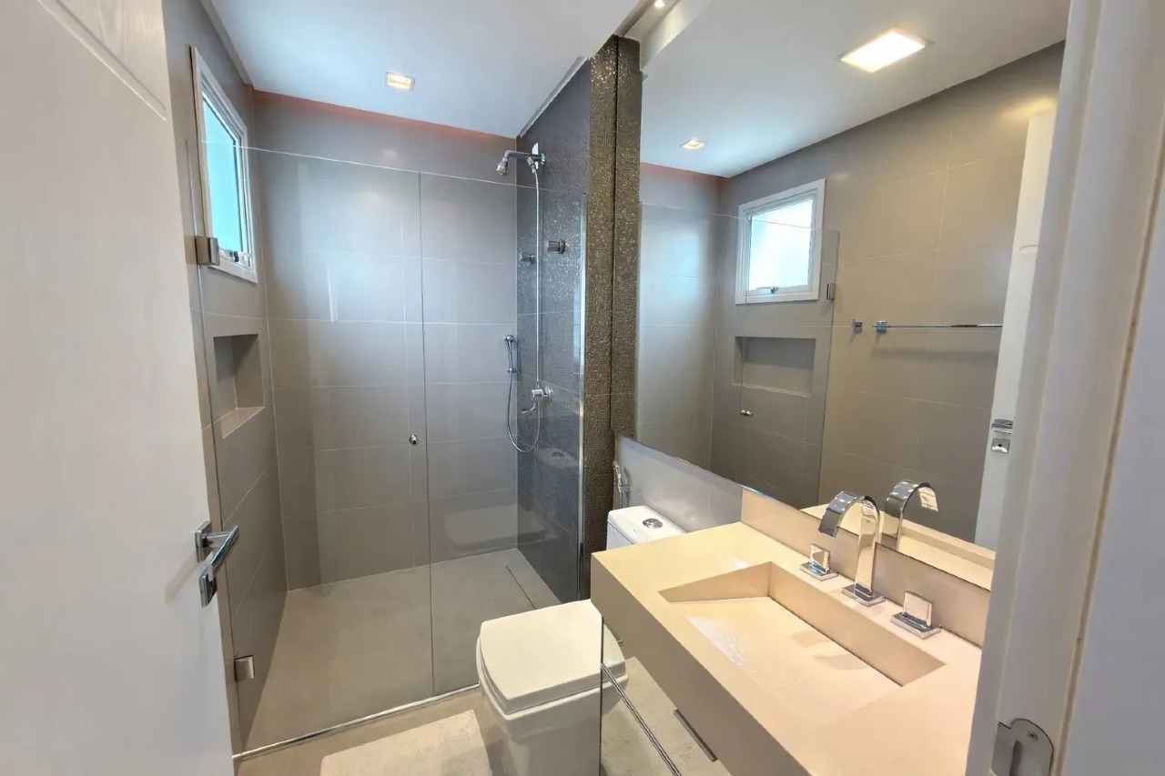 Apartamento 3 suítes, 3 vagas, 177m², Balneário Camboriú - Pioneiros - Foto 28 de 30