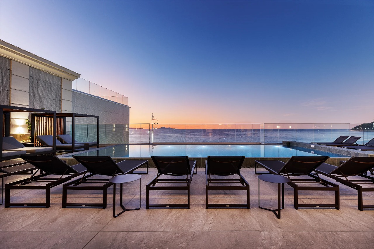 EMBRAED AURORA - FRENTE MAR 5 suítes à venda na Avenida Atlântica em Balneário Camboriú - Foto 8 de 16