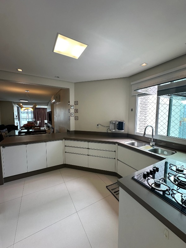 Apartamento 3 suítes à venda no Le Majestic Residence no Centro de Balneário Camboriú - Foto 9 de 25