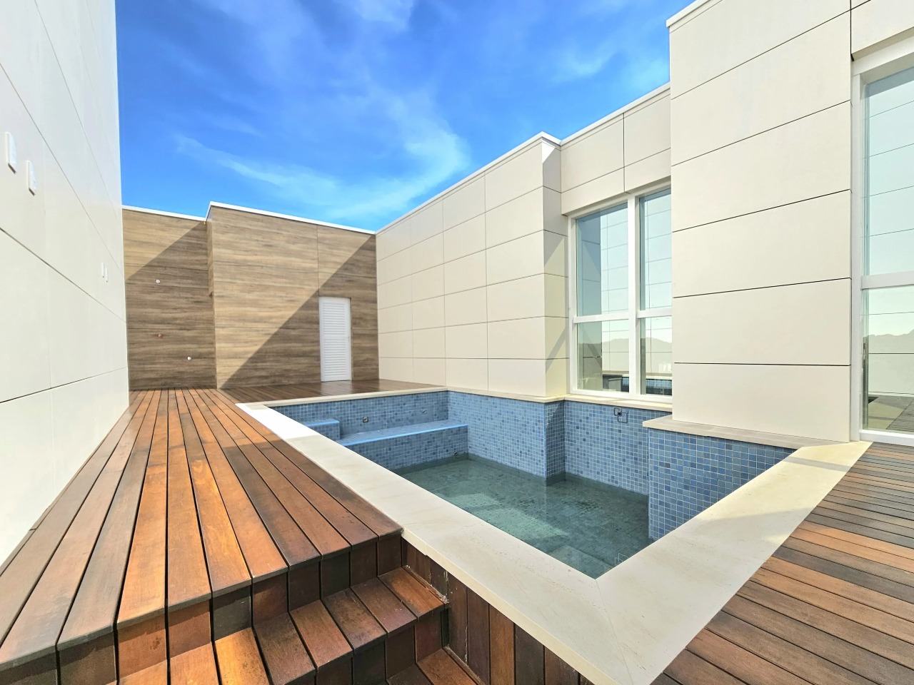 Apartamento 4 suítes à venda no Skyline no Centro de Balneário Camboriú - Foto 7 de 21