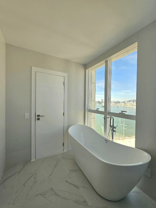 Apartamento 4 suítes à venda no Skyline no Centro de Balneário Camboriú - Foto 20 de 21