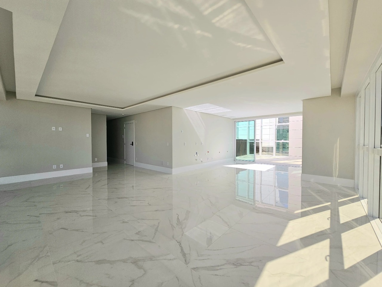 Apartamento 4 suítes à venda no Skyline no Centro de Balneário Camboriú - Foto 11 de 21