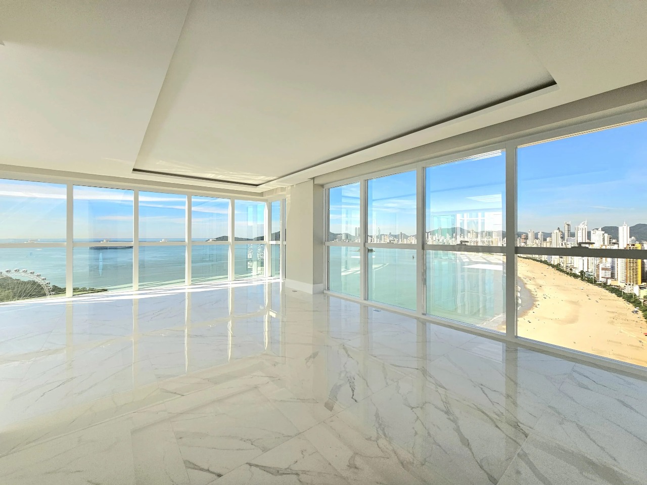 Apartamento 4 suítes à venda no Skyline no Centro de Balneário Camboriú - Foto 3 de 21