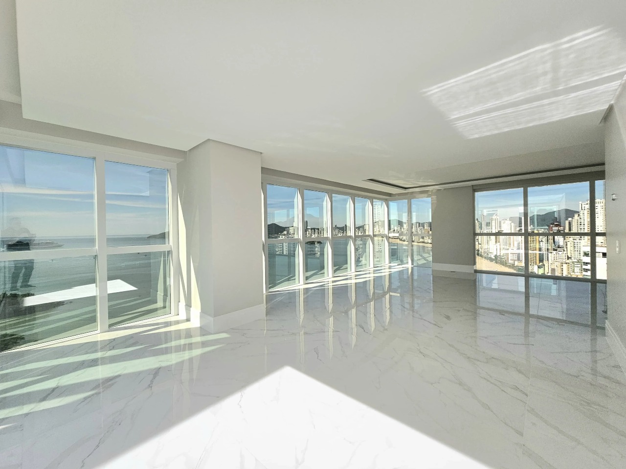 Apartamento 4 suítes à venda no Skyline no Centro de Balneário Camboriú - Foto 21 de 21