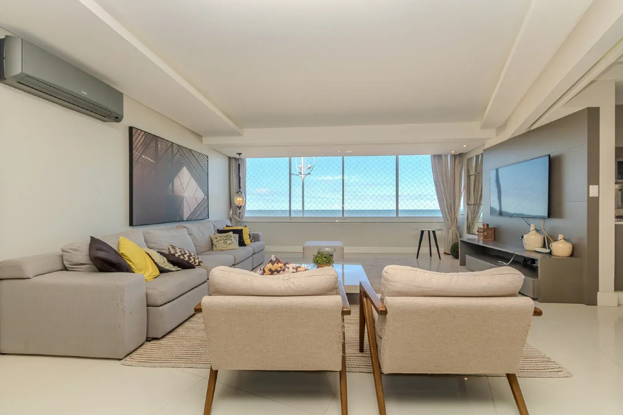 Apartamento 3 suítes mobiliado de 200 m² no Centro, Balneário Camboriú - Foto 2 de 30