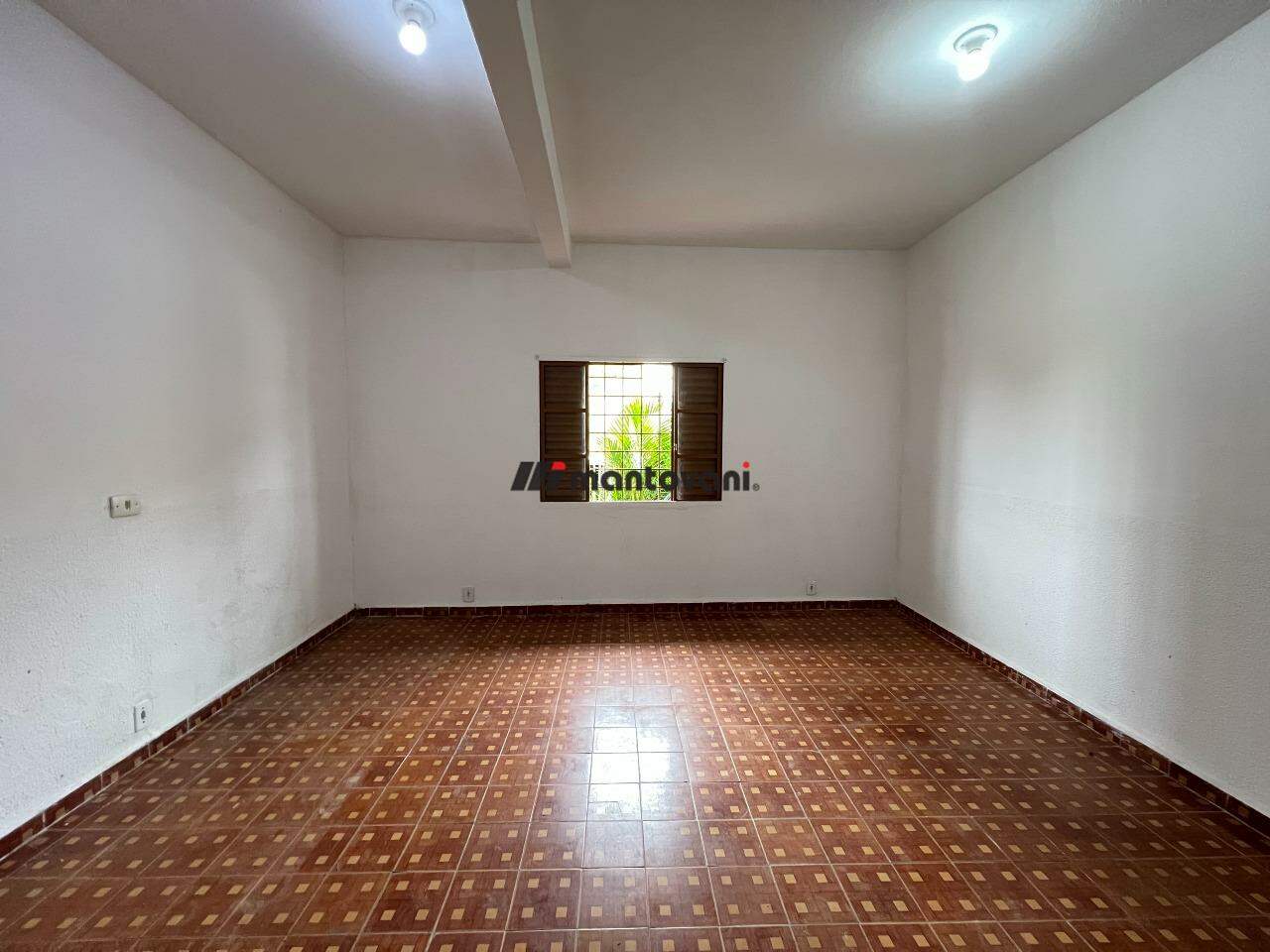Casa para aluguel no Vila Santa Clara: QUARTO 