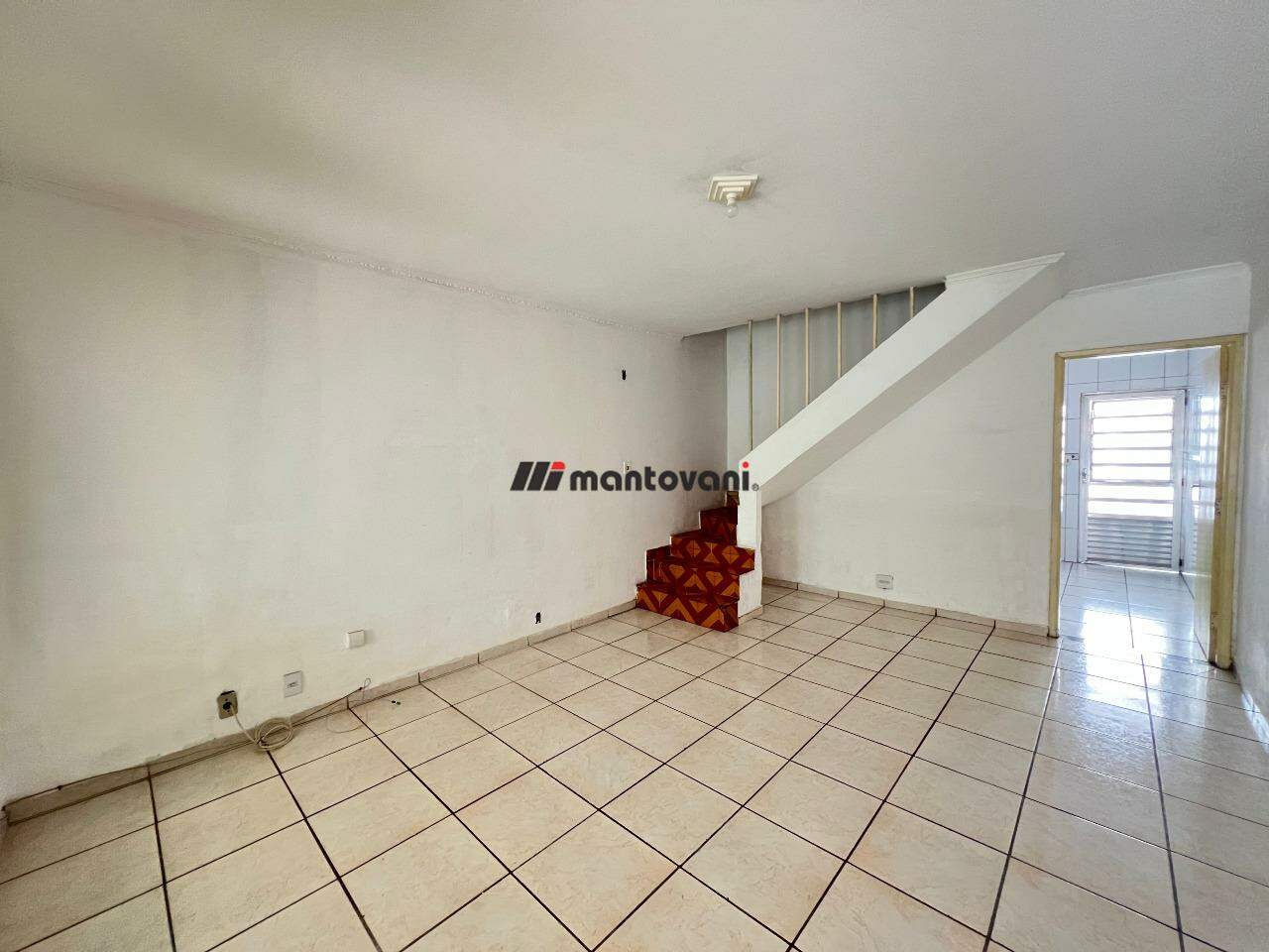 Sobrado à venda no Jardim Regina: 