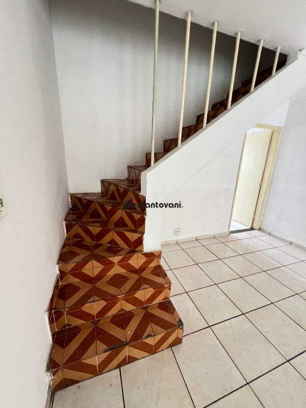 Sobrado à venda no Jardim Regina: 