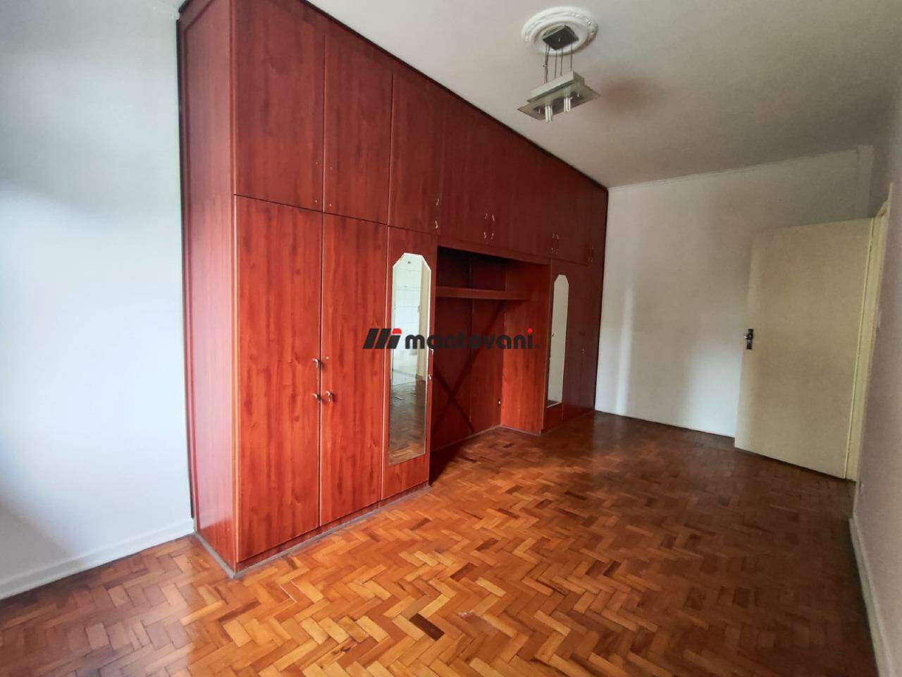 Casa para aluguel no Vila Ema: 