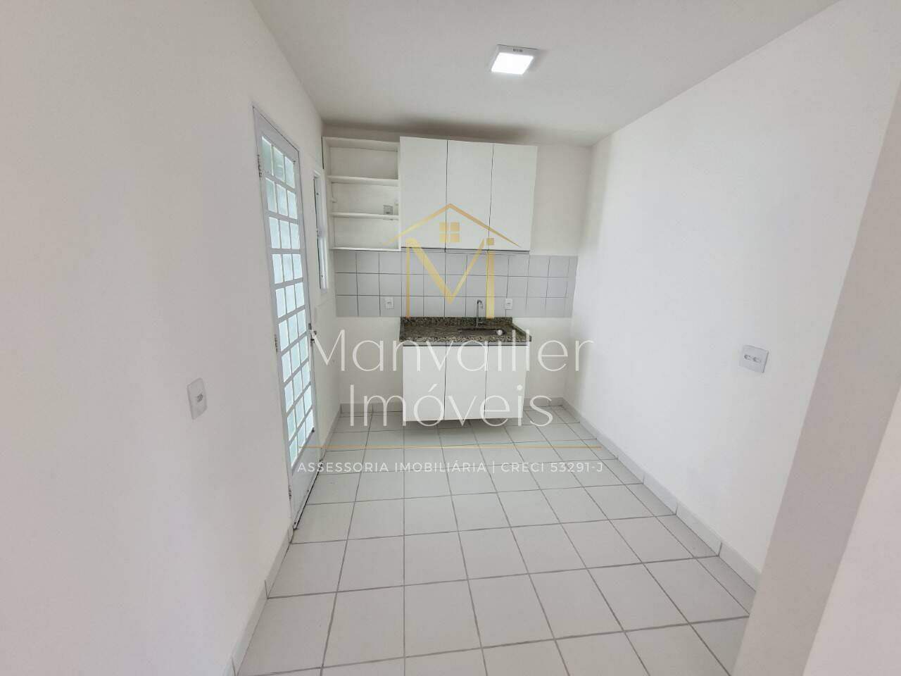 Casa à venda no Vossoroca: 