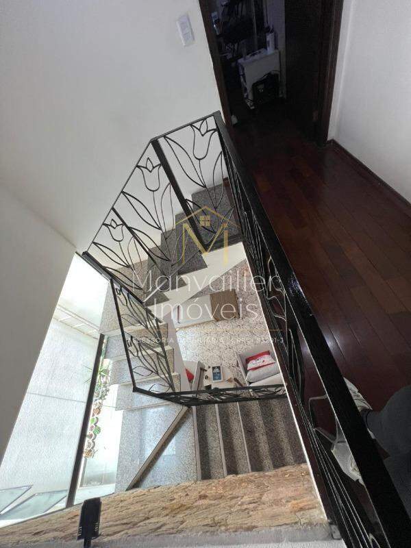 Casa à venda no Jardim Simus: 