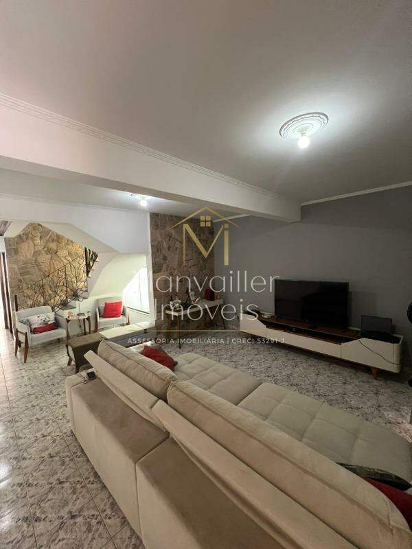 Casa à venda no Jardim Simus: 
