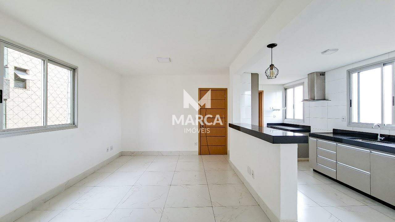 Apartamento para aluguel no Coração Eucarístico: Sala e cozinha