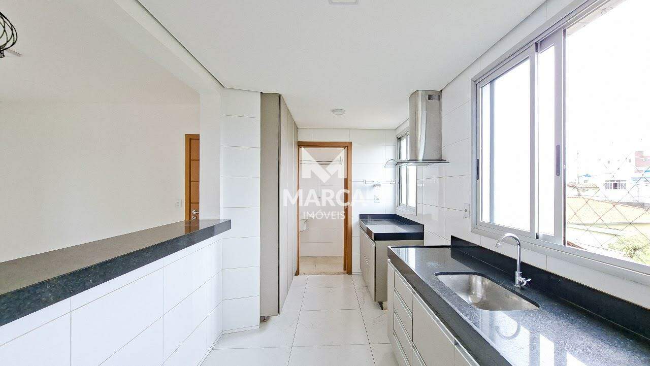 Apartamento para aluguel no Coração Eucarístico: Cozinha