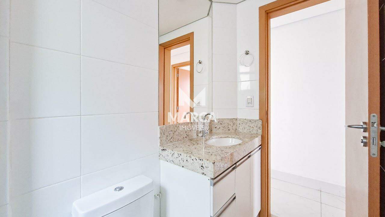 Apartamento para aluguel no Coração Eucarístico: Banheiro social