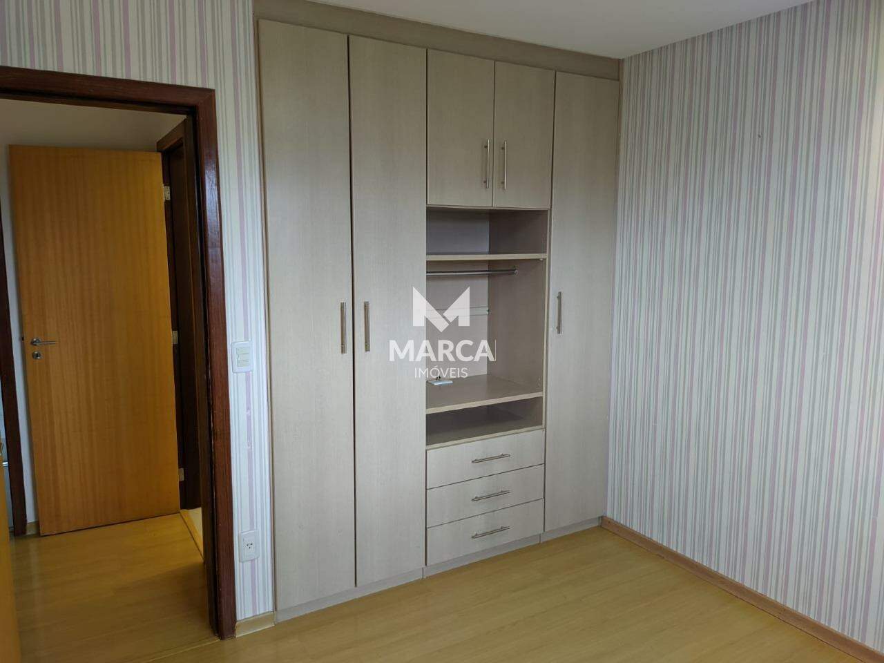Apartamento para aluguel no Vila da Serra: